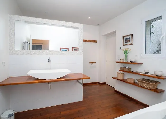 ヴィラ La Gazelle, Sur Les Hauteurs *