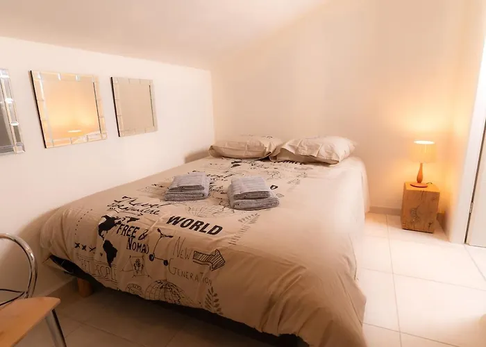 ヴィラ La Gazelle, Sur Les Hauteurs